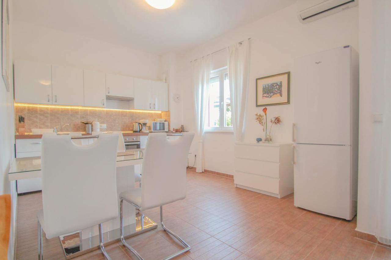 דירות Novigrad Istria Lea מראה חיצוני תמונה
