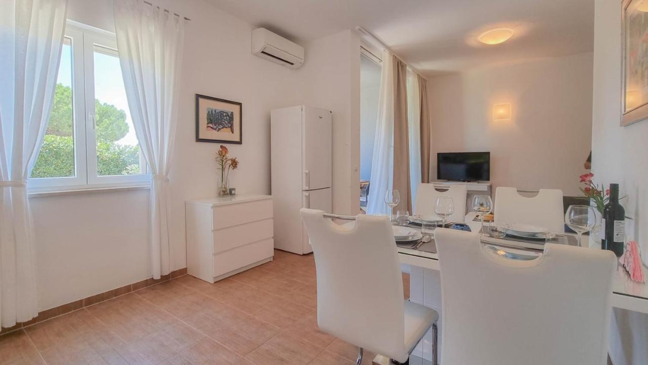 דירות Novigrad Istria Lea מראה חיצוני תמונה