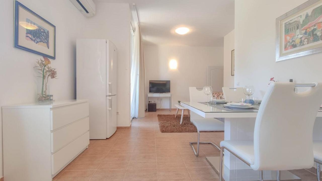 דירות Novigrad Istria Lea מראה חיצוני תמונה