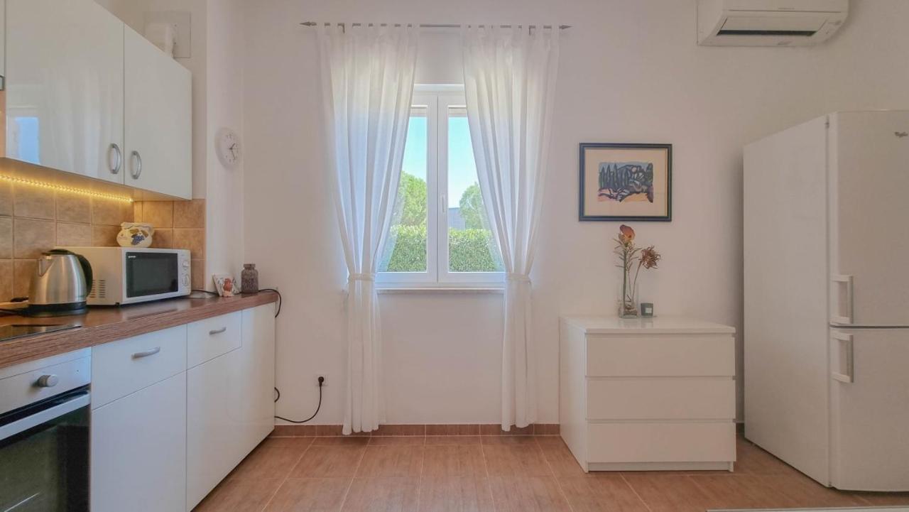 דירות Novigrad Istria Lea מראה חיצוני תמונה
