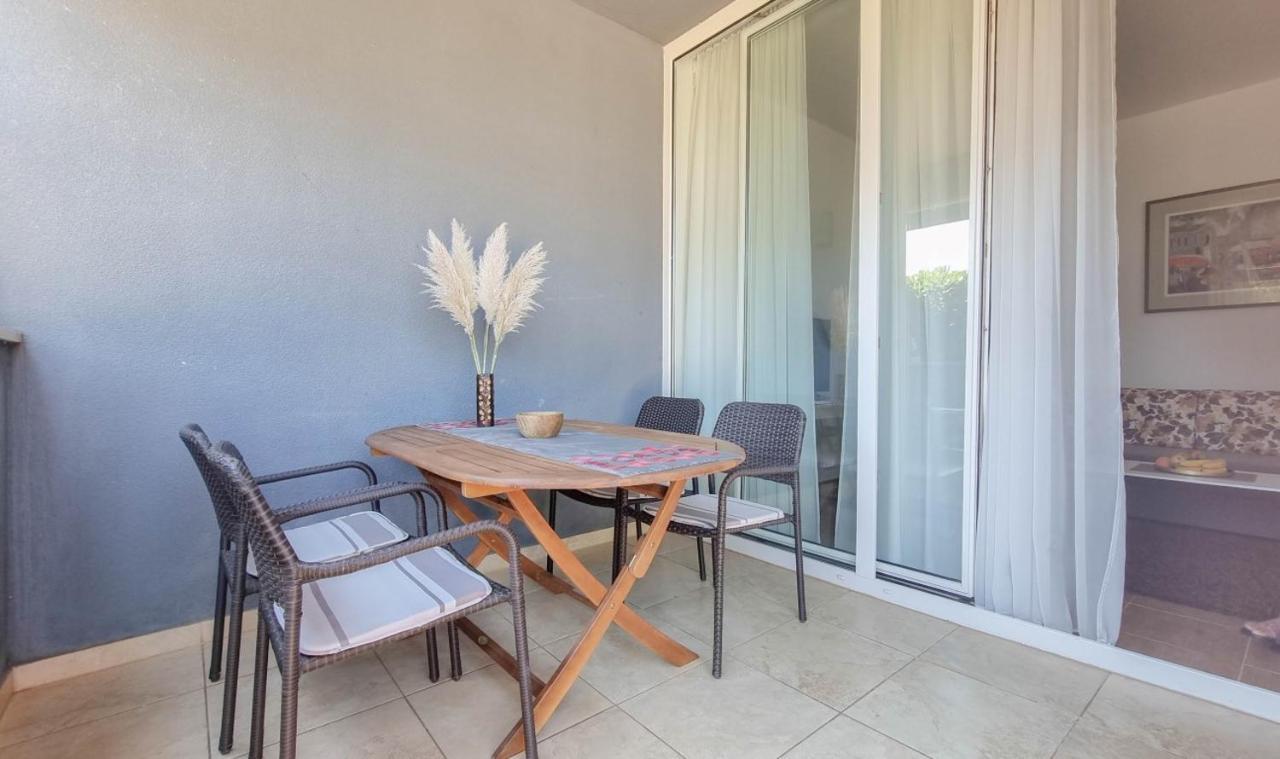 דירות Novigrad Istria Lea מראה חיצוני תמונה