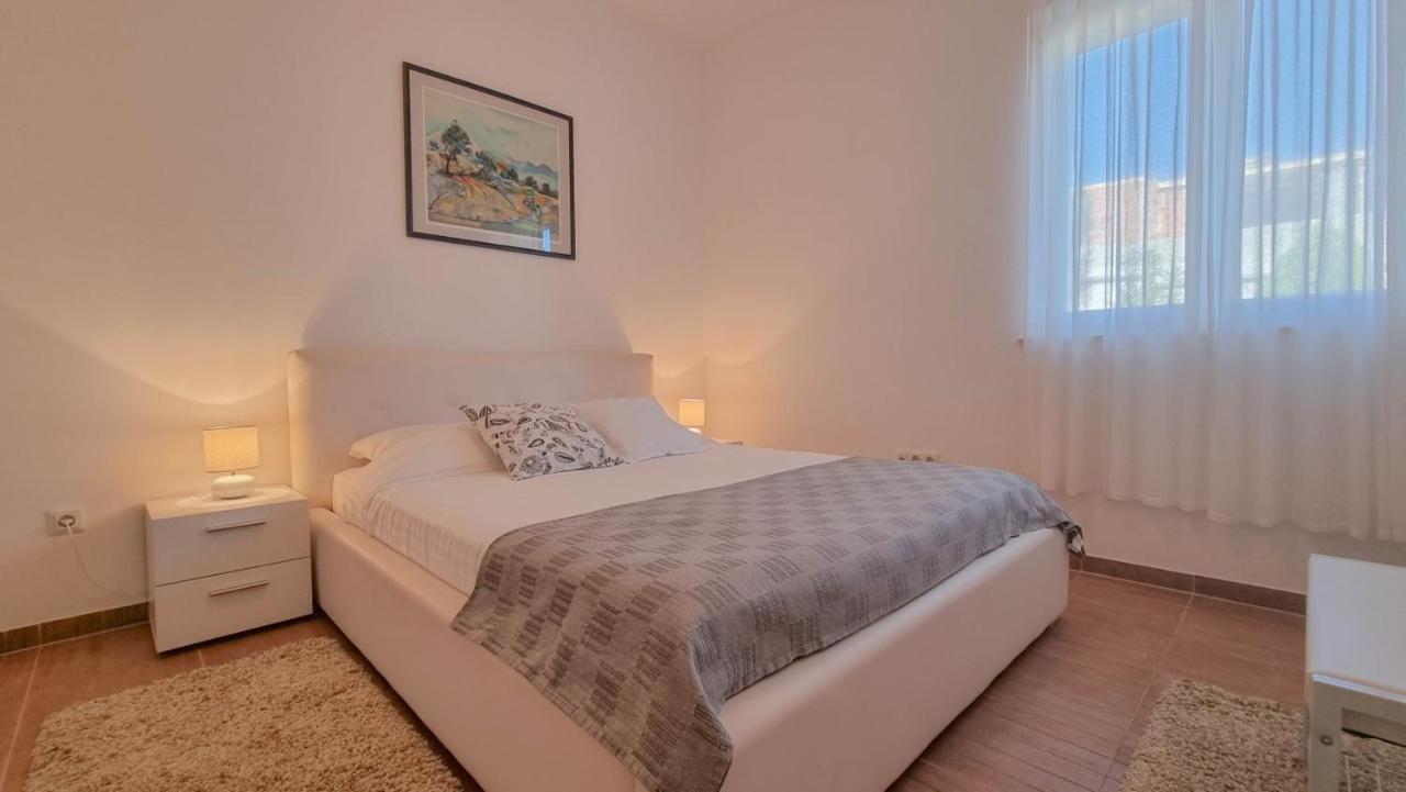 דירות Novigrad Istria Lea מראה חיצוני תמונה