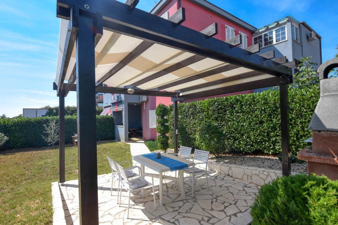 דירות Novigrad Istria Lea מראה חיצוני תמונה