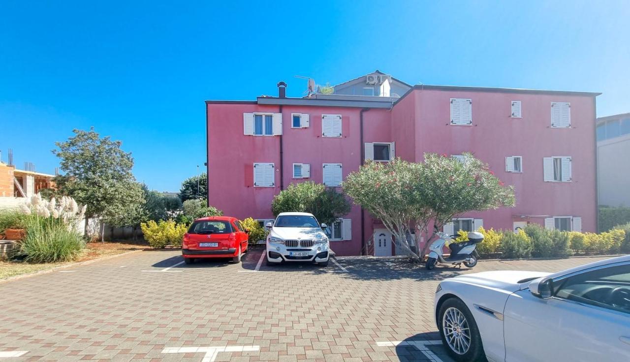 דירות Novigrad Istria Lea מראה חיצוני תמונה